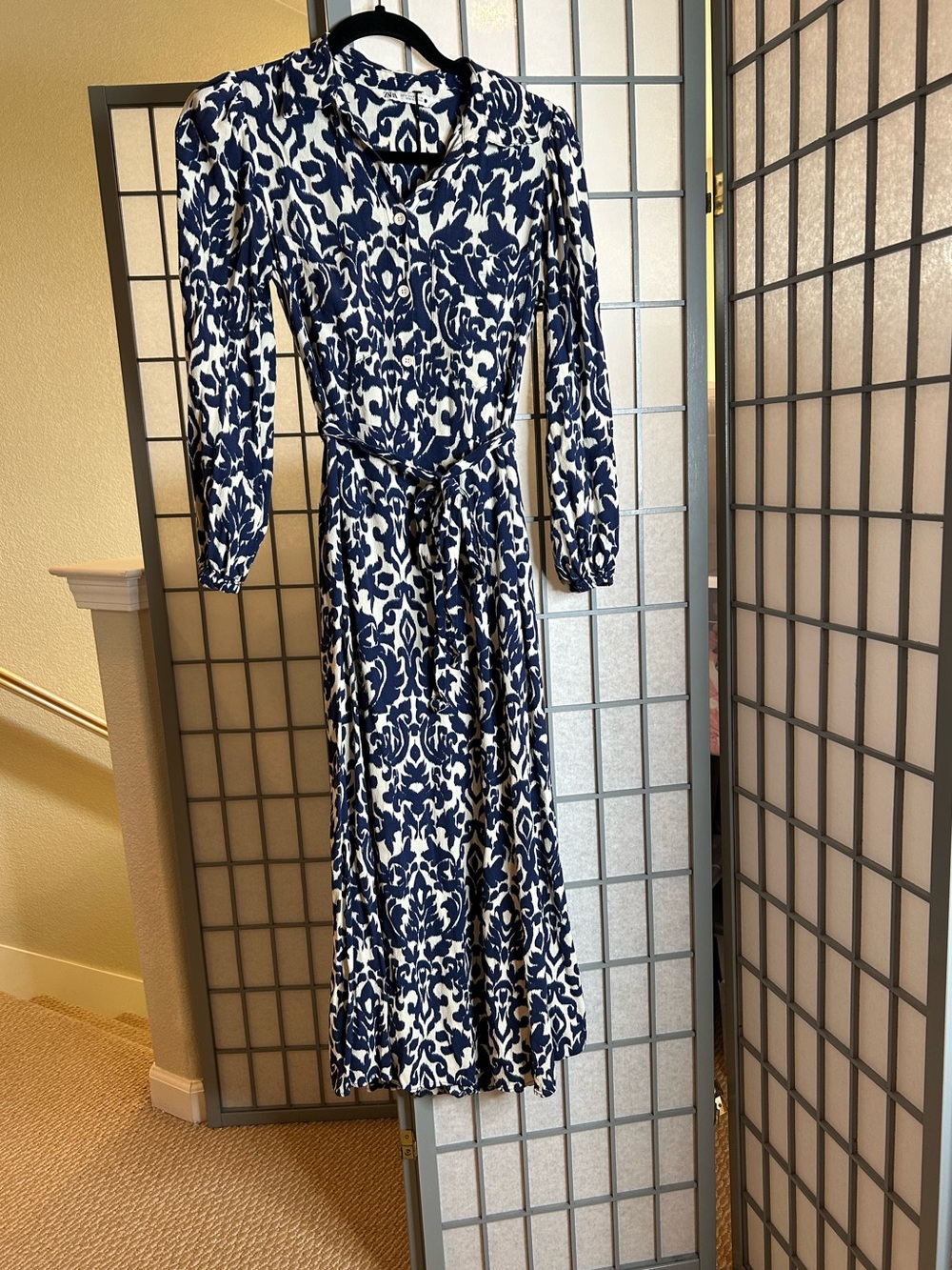 Zara Navy and White Long Sleeve Printed Midi Dress